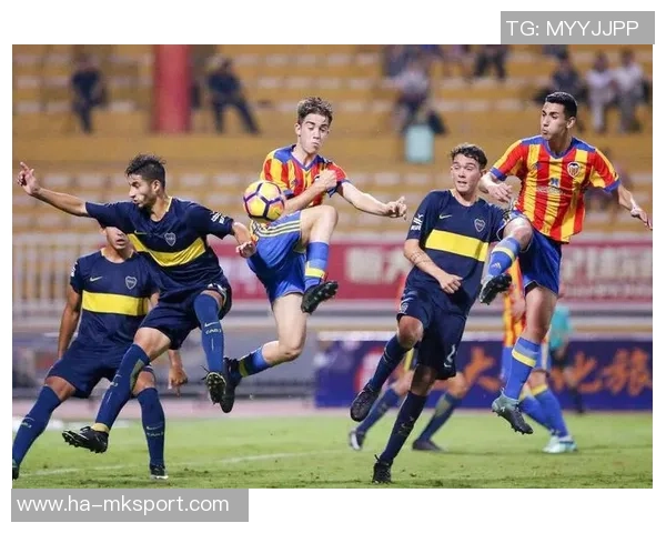 鹿岛鹿角U17与恒大U17激战正酣青少年足球对抗赛精彩回顾