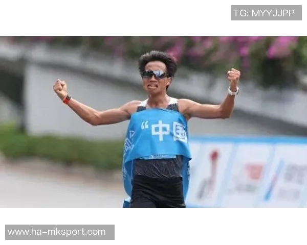 全运首个跨境马拉松深港赛道串联双城，跑者们怎么“跑着通关”？